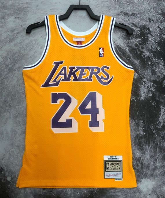 Camiseta Kobe Bryant #24 Los Angeles Lakers 2007/08 Amarillo