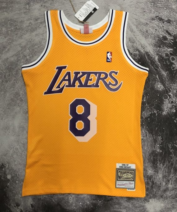 Camiseta Kobe Bryant #8 Los Angeles Lakers 1997 Classic Edition Amarillo