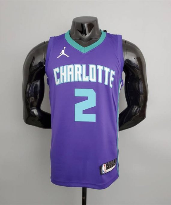 Camiseta Lonzo Ball #2 Charlotte Hornets Púrpura